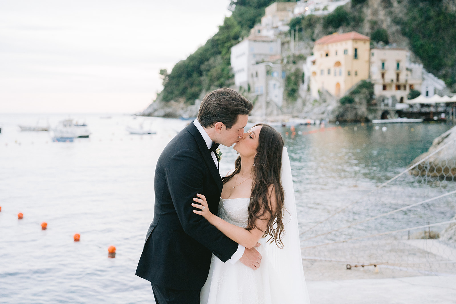 Andrea Gallucci - Destination Wedding Photographer- Amalfi Coast Positano Santorini Barcellona Rome Ravello Paris New York A Romantic Outdoor Wedding Day in Amalfi Coast