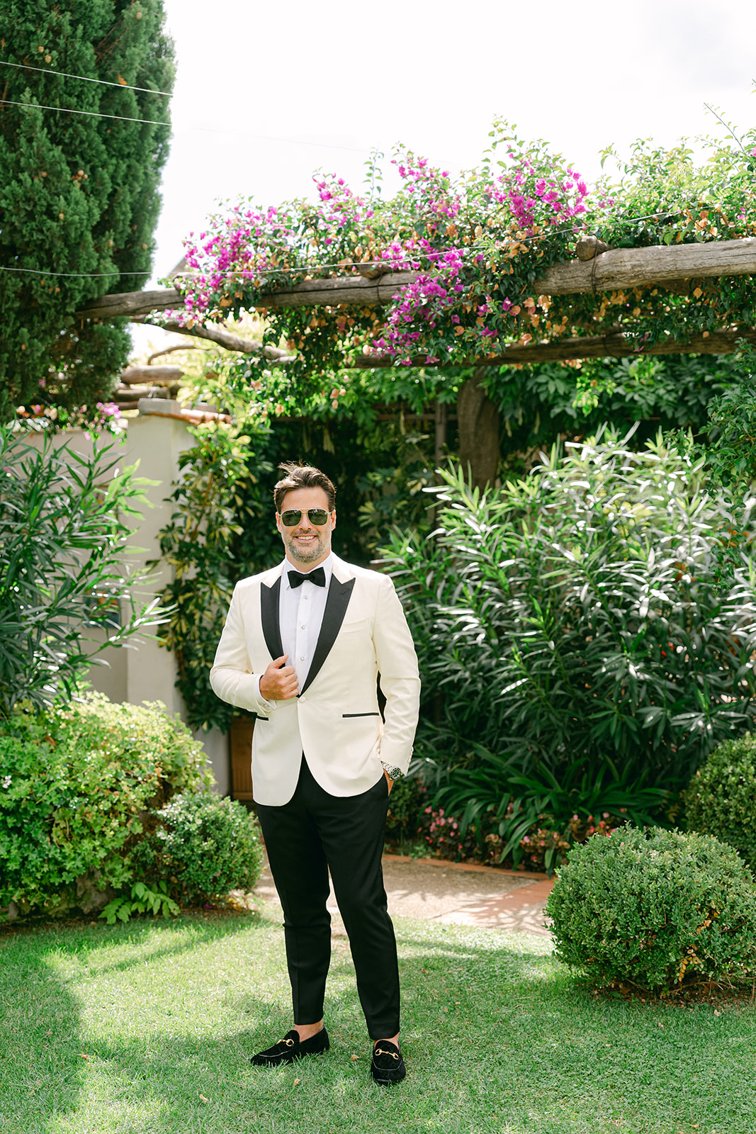 Andrea Gallucci - Destination Wedding Photographer- Amalfi Coast Positano Santorini Barcellona Rome Ravello Paris New York groom portrait outdoor in Villa Eva