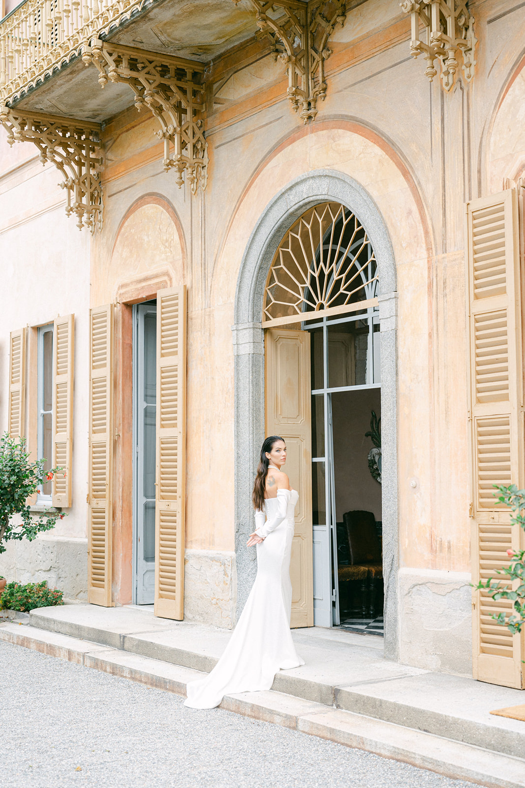Andrea Gallucci - Destination Wedding Photographer- Amalfi Coast Positano Santorini Barcellona Rome Ravello Paris New York Bridal portraits in Villa Pizzo