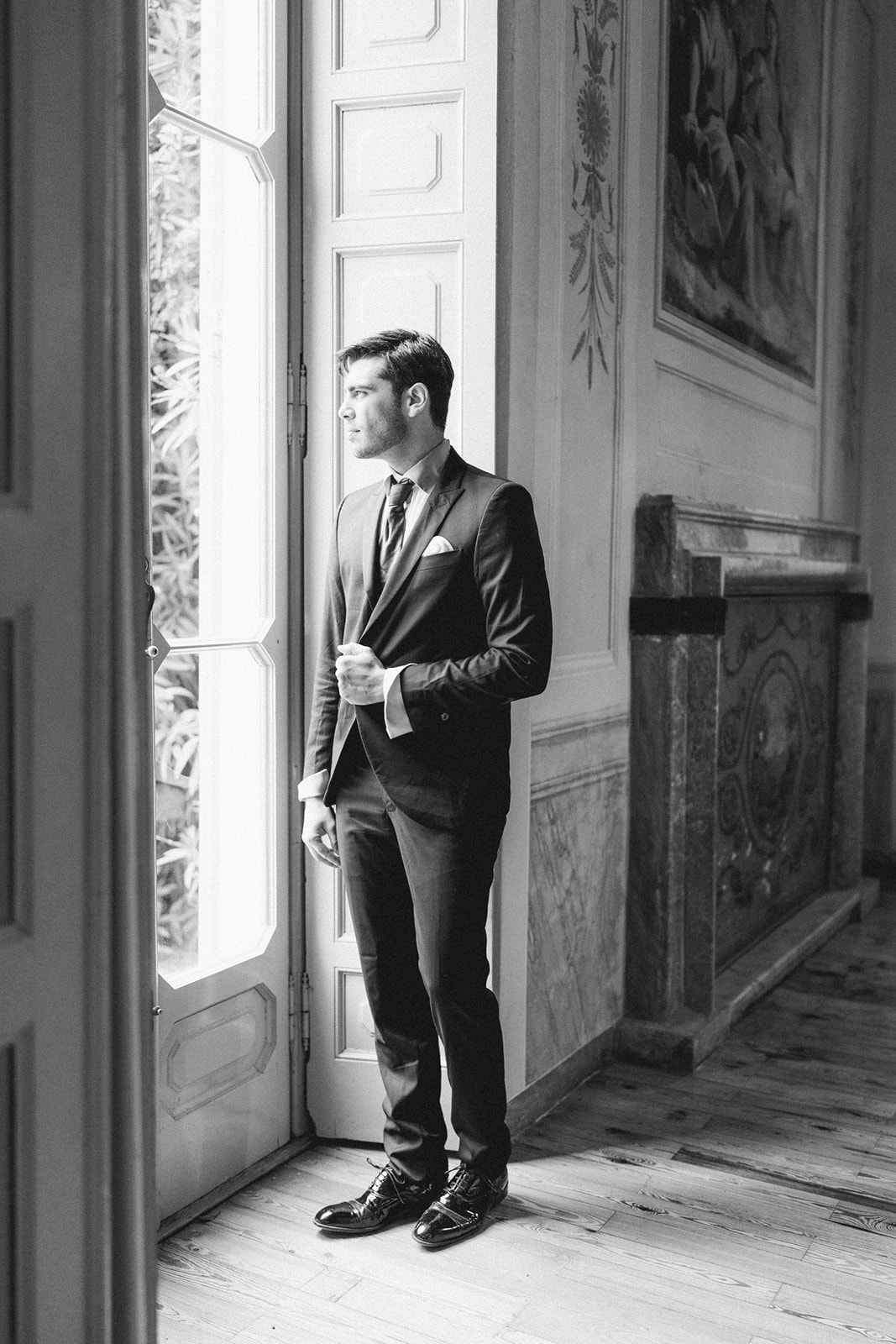 Andrea Gallucci - Destination Wedding Photographer- Amalfi Coast Positano Santorini Barcellona Rome Ravello Paris New York Timeless groom portraits in Villa Pizzo
