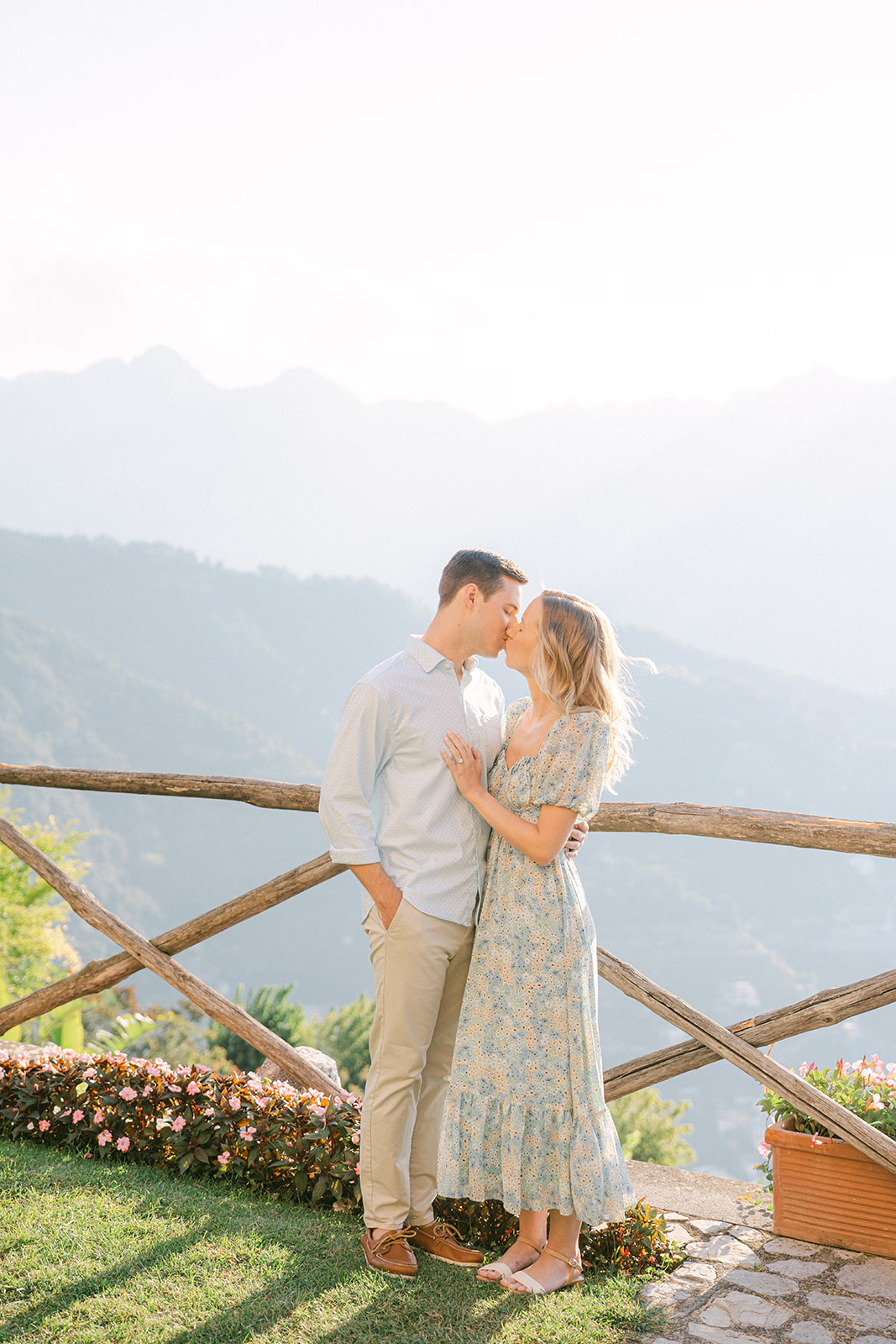 sunrise engagement photo of the couple kissing
