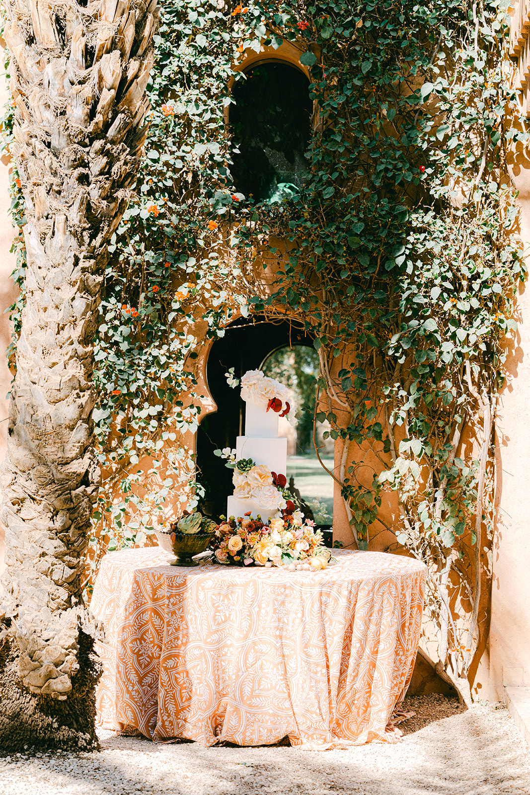 unique wedding cake outdoor for a Morocco wedding