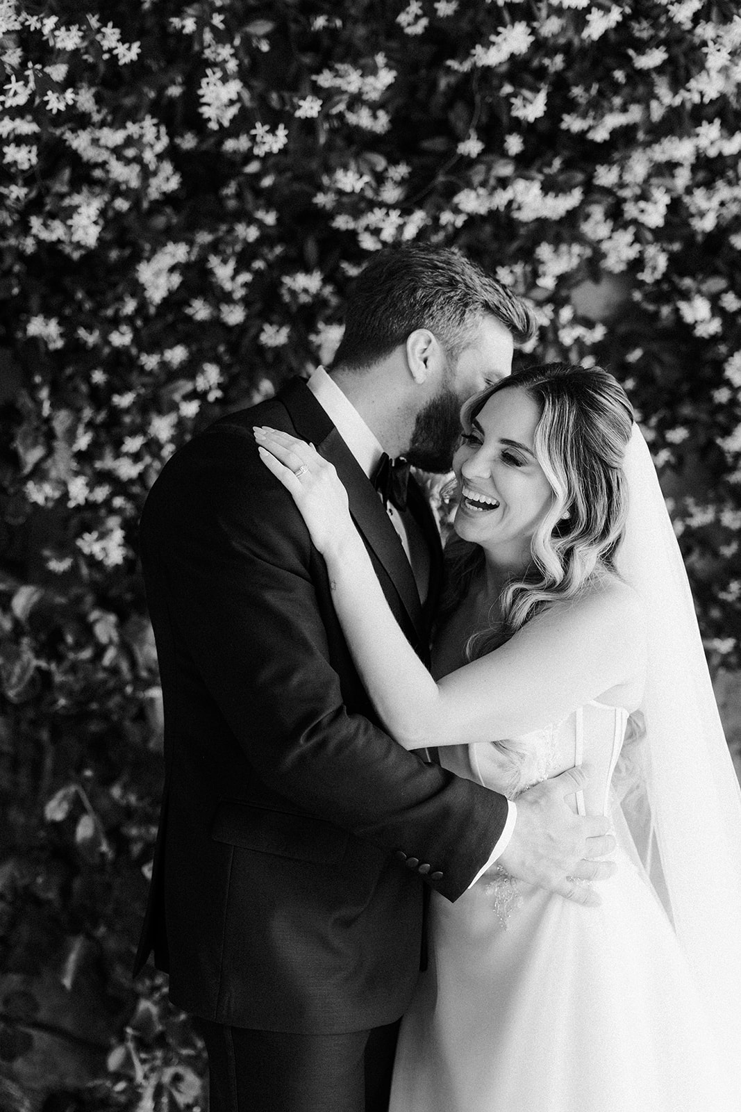 Andrea Gallucci - Destination Wedding Photographer- Amalfi Coast Positano Santorini Barcellona Rome Ravello Paris New York timeless wedding photo of bride and groom