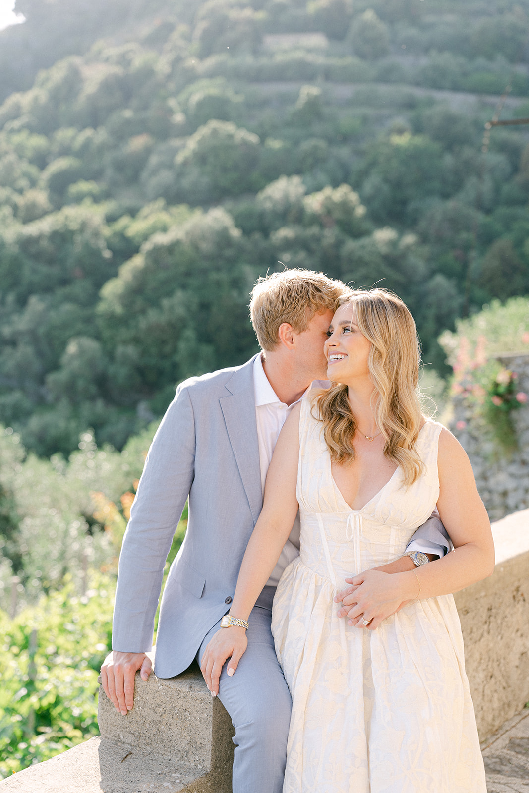 summer engagement portraits by Italy photographer