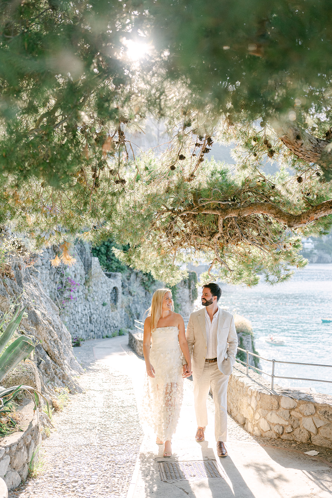 Outdoor engagement photo outfits perfect for Amalfi Coast photography session