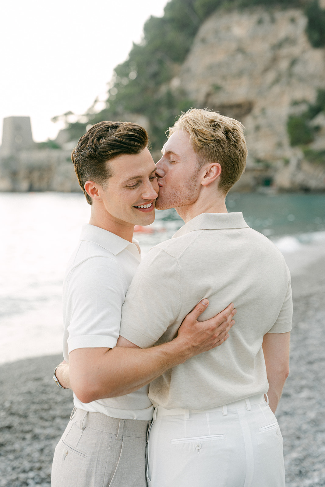 Groom styling outfit ideas for Italy outdoor engagement photo session