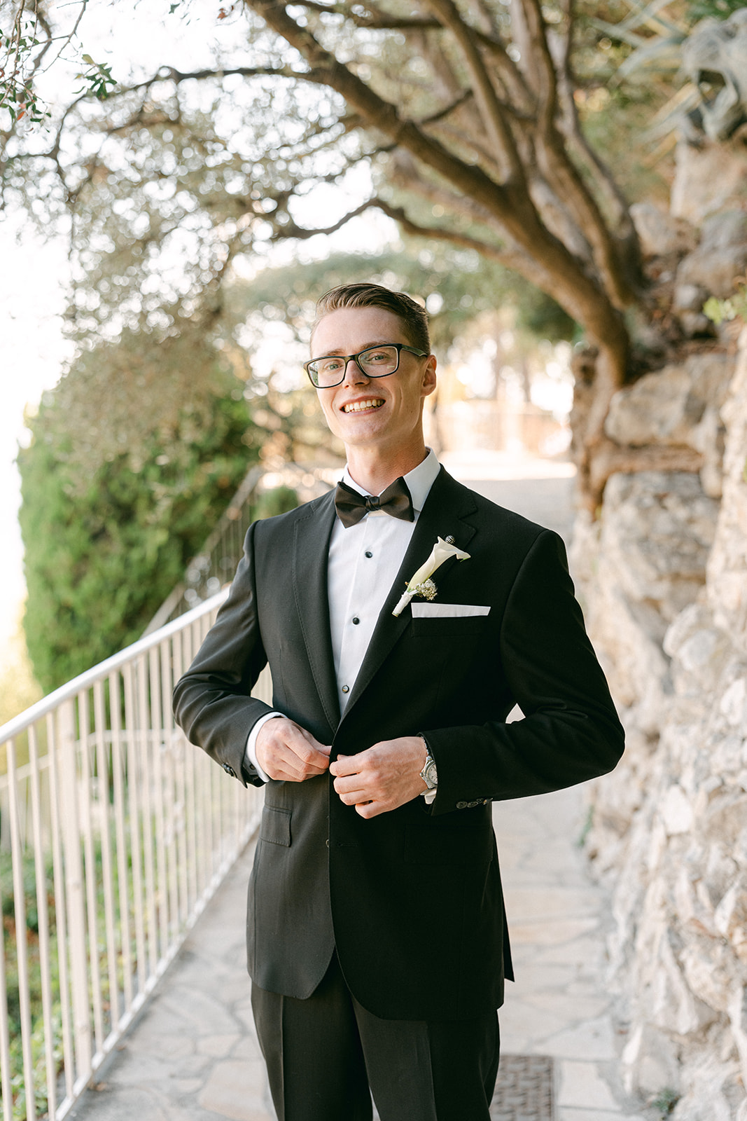Groom portraits at Château de la Chèvre d’Or wedding venue