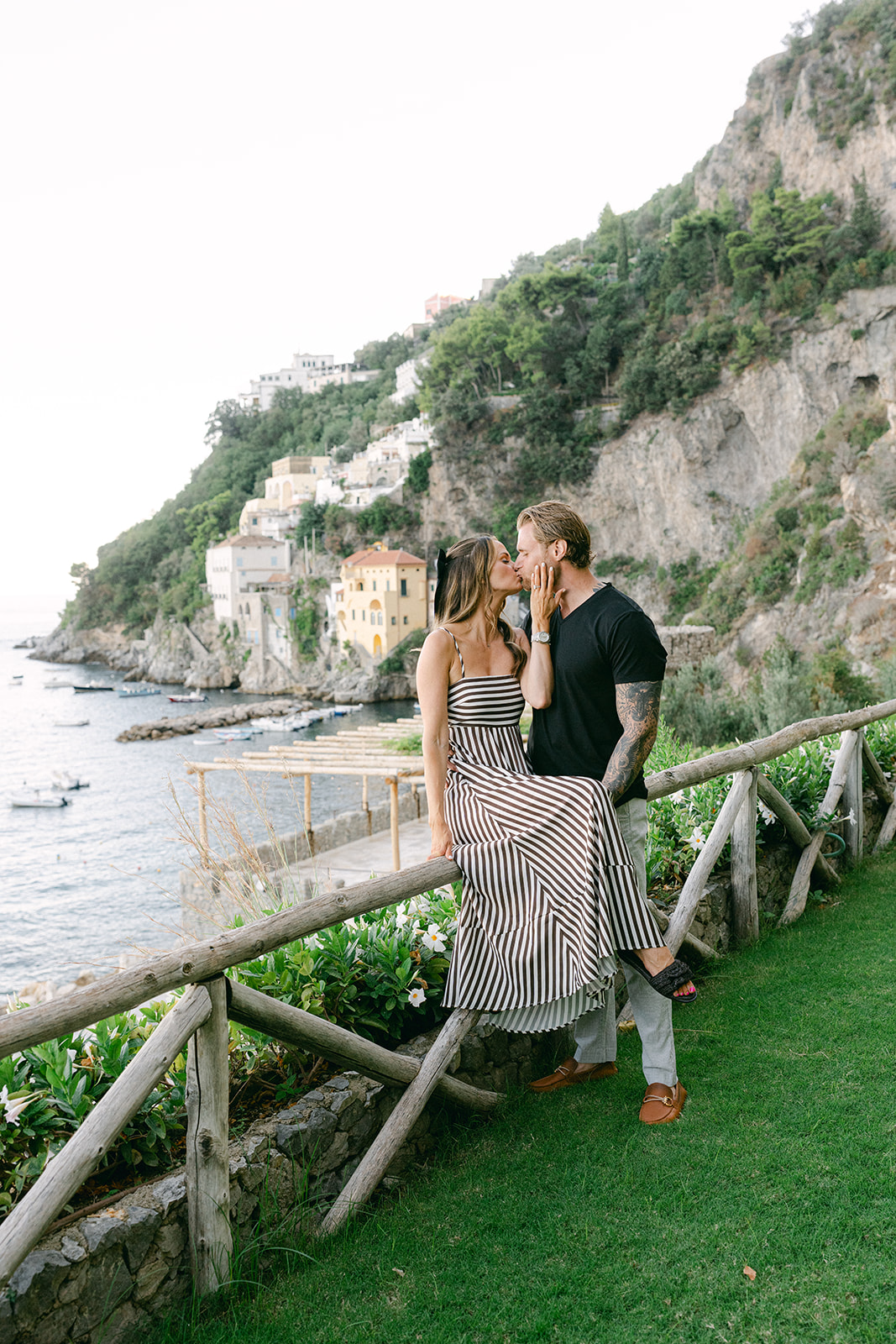 Andrea Gallucci - Destination Wedding Photographer- Amalfi Coast Positano Santorini Barcellona Rome Ravello Paris New York Andrea Gallucci - Destination Wedding Photographer- Amalfi Coast Positano Santorini Barcellona Rome Ravello Paris New York