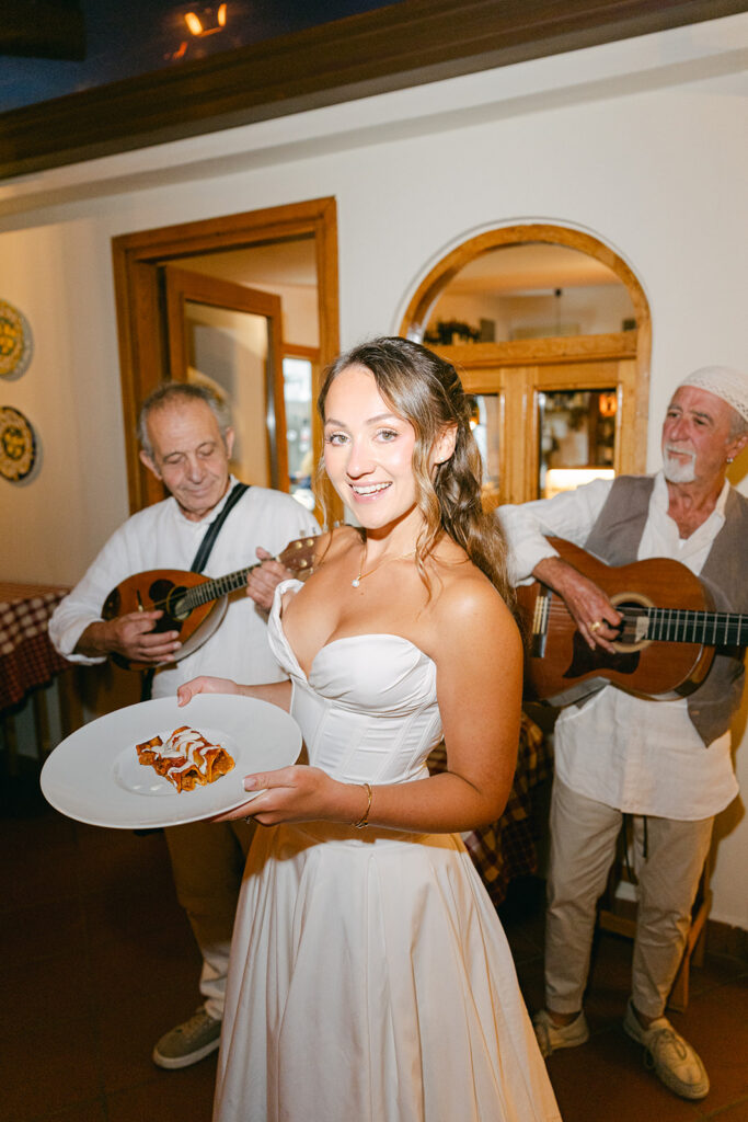Italian-themed wedding welcome party with live music