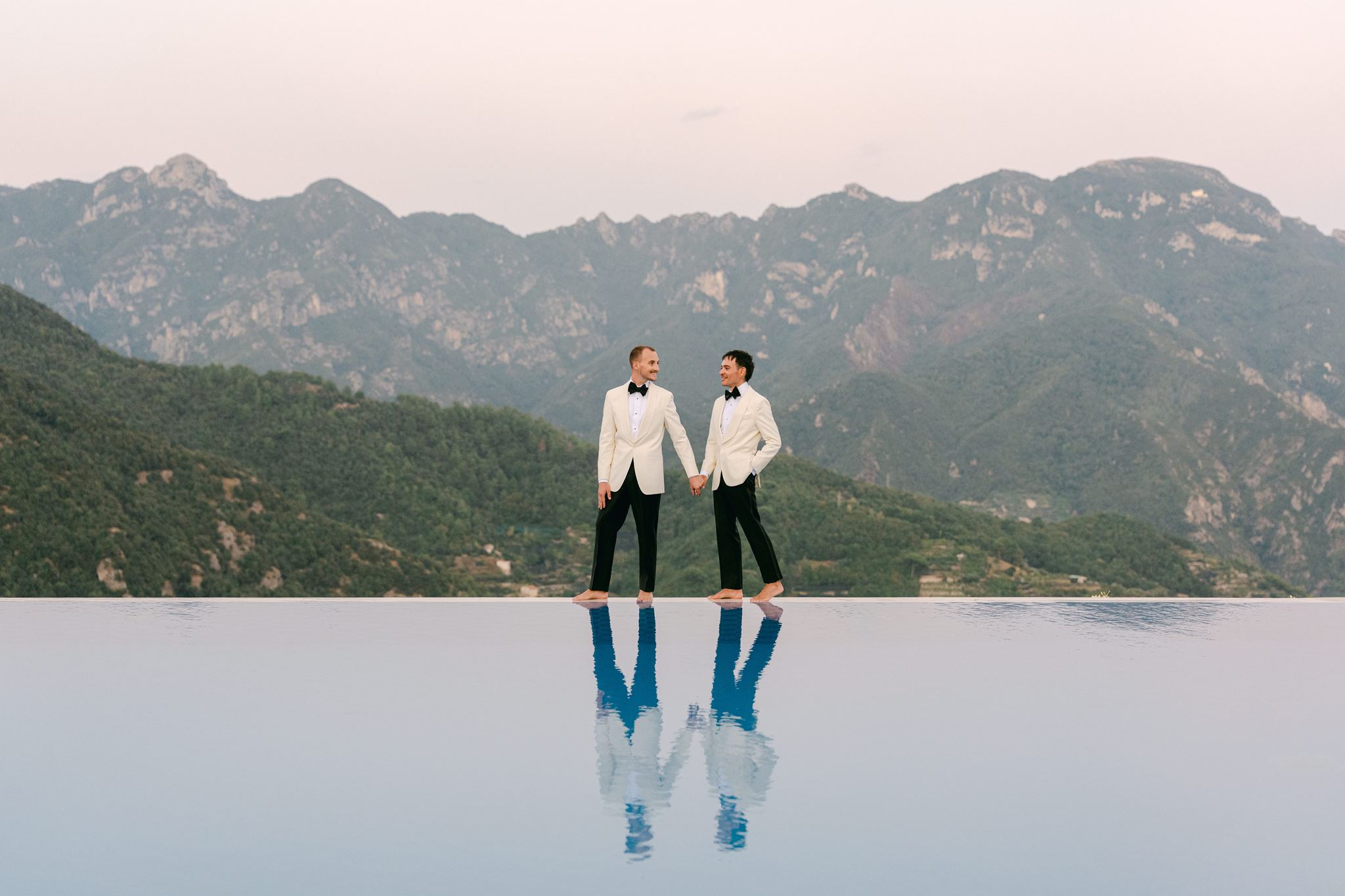 Andrea Gallucci - Destination Wedding Photographer- Amalfi Coast Positano Santorini Barcellona Rome Ravello Paris New York